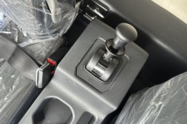 智云S300&nbsp;电动载货车内饰图片