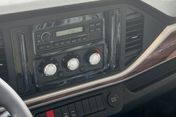 �������ó� ����S300 ���а� 4.5T 4.2�׵��Ŵ��綯��ʽ�Ῠ(��ɲ)100.07kWhͼƬ