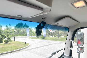 �������ó� ����S300 ���а� 4.5T 4.2�׵��Ŵ��綯��ʽ�Ῠ(��ɲ)100.07kWhͼƬ