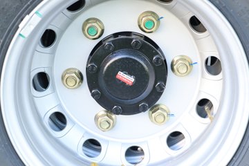 �������ó� ����S300 ���а� 4.5T 4.2�׵��Ŵ��綯��ʽ�Ῠ(��ɲ)100.07kWhͼƬ