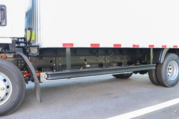 �������ó� ����S300 ���а� 4.5T 4.2�׵��Ŵ��綯��ʽ�Ῠ(��ɲ)100.07kWhͼƬ