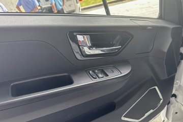 �������ó� ����S300 ���а� 4.5T 4.08�״��綯��س�(��ɲ)(SX5048XLCBEV341N)120.27kWhͼƬ