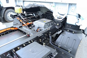 �������ó� ����S300 ���а� 4.5T 4.08�״��綯��س�(��ɲ)(SX5048XLCBEV341N)120.27kWhͼƬ