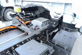 智云S300&nbsp;电动冷藏车底盘图片