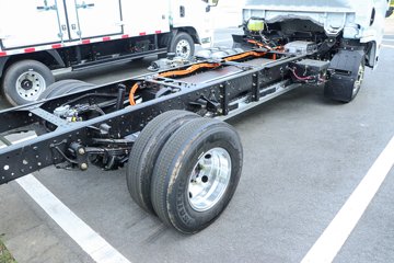 �������ó� ����S300 ���а� 4.5T 4.08�״��綯��س�(��ɲ)(SX5048XLCBEV341N)120.27kWhͼƬ