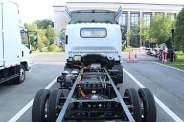 �������ó� ����S300 ���а� 4.5T 4.08�״��綯��س�(��ɲ)(SX5048XLCBEV341N)120.27kWhͼƬ