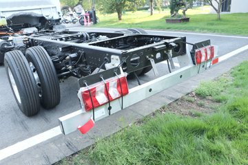 �������ó� ����S300 ���а� 4.5T 4.08�״��綯��س�(��ɲ)(SX5048XLCBEV341N)120.27kWhͼƬ