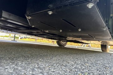 ����ɷ� e�� 4.5T ������ȼ�ϵ����س�15.45kWhͼƬ