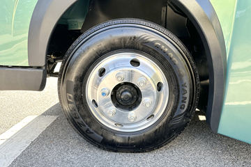 ����ɷ� e�� 4.5T ������ȼ�ϵ����س�15.45kWhͼƬ