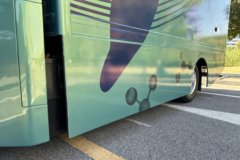 东风股份 e星 4.5T 单排氢燃料电池冷藏车15.45kWh