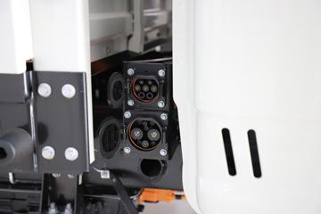 ���� ����U7 3.2T 3.5�׵��Ŵ��綯����΢��41.86kWhͼƬ