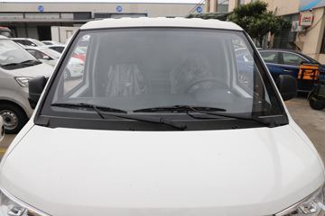 ���� ��èM1 2024�� ������Ӣ�� 2.7T 2�� 4.745�״��綯��ʽ���䳵38.7kWhͼƬ