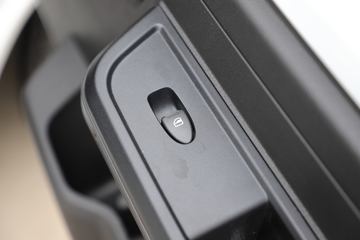 ���� ��èM1 2024�� ������Ӣ�� 2.7T 2�� 4.745�״��綯��ʽ���䳵38.7kWhͼƬ