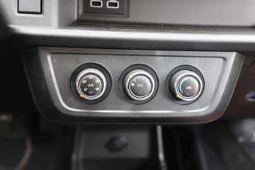 ���� ��èM1 2024�� ������Ӣ�� 2.7T 2�� 4.745�״��綯��ʽ���䳵38.7kWhͼƬ