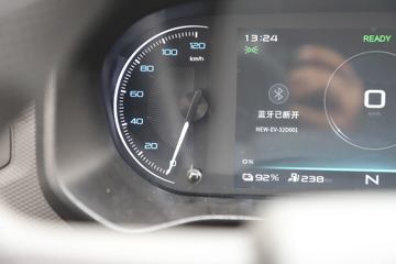 ���� ��èM1 2024�� ������Ӣ�� 2.7T 2�� 4.745�״��綯��ʽ���䳵38.7kWhͼƬ