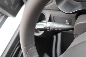 ���� ��èM1 2024�� ������Ӣ�� 2.7T 2�� 4.745�״��綯��ʽ���䳵38.7kWhͼƬ