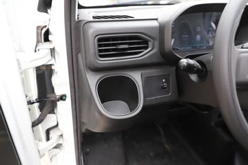 ���� ��èM1 2024�� ������Ӣ�� 2.7T 2�� 4.745�״��綯��ʽ���䳵38.7kWhͼƬ