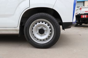 ���� ��èM1 2024�� ������Ӣ�� 2.7T 2�� 4.745�״��綯��ʽ���䳵38.7kWhͼƬ