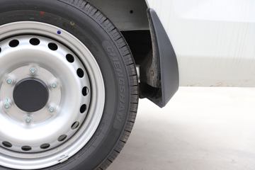 ���� ��èM1 2024�� ������Ӣ�� 2.7T 2�� 4.745�״��綯��ʽ���䳵38.7kWhͼƬ