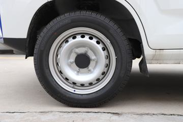 ���� ��èM1 2024�� ������Ӣ�� 2.7T 2�� 4.745�״��綯��ʽ���䳵38.7kWhͼƬ