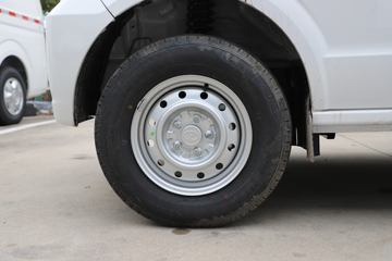 EC35&nbsp;电动封闭厢货底盘图片