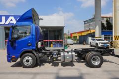 江淮 帅铃Q6 170马力 4.18米单排仓栅式轻卡(HFC5048CCYP71K2C7S)