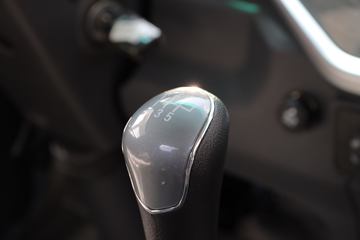 ���� ˧��Q6 170���� 4.18�׵��Ų�դʽ�Ῠ(HFC5048CCYP71K2C7S)ͼƬ