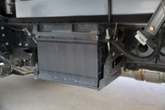 江西五十铃 翼放EM7 152马力 4.2米单排厢式轻卡(液压尾板)(JXW5040XXYCDJB2)