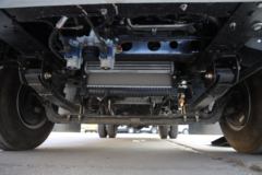 江西五十铃 翼放EM7 152马力 4.2米单排厢式轻卡(液压尾板)(JXW5040XXYCDJB2)