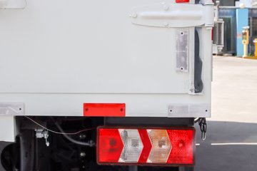 ���� ˧��ES6 4.5T 4.15�׵��Ŵ��綯��ʽ�Ῠ120.27kWhͼƬ