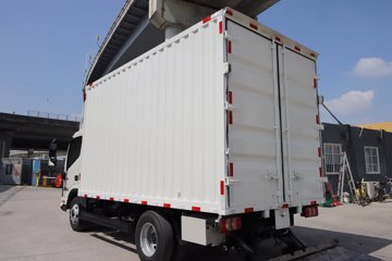 ���� ˧��ES6 4.5T 4.15�׵��Ŵ��綯��ʽ�Ῠ120.27kWhͼƬ