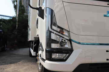 ���� ����E·�� ��������� 4.5T 4.2�׵��Ŵ��綯��ʽ�Ῠ77.28kWhͼƬ