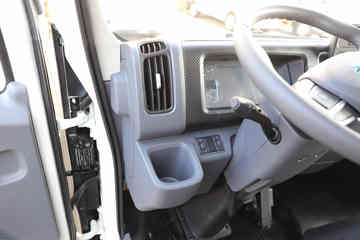 ���� ����E·�� ��������� 4.5T 4.2�׵��Ŵ��綯��ʽ�Ῠ77.28kWhͼƬ