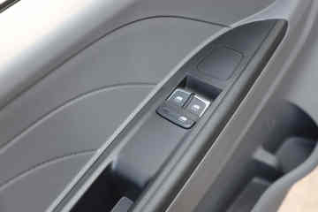 ���� ����E·�� ��������� 4.5T 4.2�׵��Ŵ��綯��ʽ�Ῠ77.28kWhͼƬ