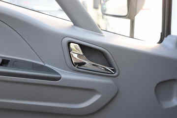 ���� ����E·�� ��������� 4.5T 4.2�׵��Ŵ��綯��ʽ�Ῠ77.28kWhͼƬ