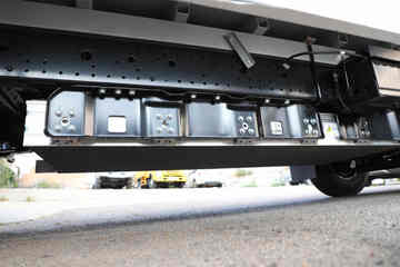 ���� ����E·�� ��������� 4.5T 4.2�׵��Ŵ��綯��ʽ�Ῠ77.28kWhͼƬ