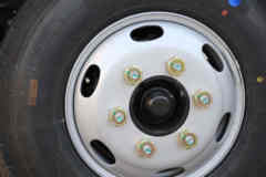 江铃 乐行E路达 快递物流版 4.5T 4.2米单排纯电动厢式轻卡77.28kWh