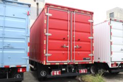 陕汽商用车 德龙G1 137马力 4.2米单排厢式轻卡(5T后桥)(SX5041XXYNP63311) 陕汽商用车 德龙G1 137马力 4.2米单排厢式轻卡(5T后桥)(SX5041XXYNP63311)