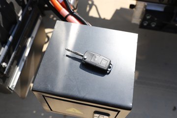 ŷ���� ����EX ������ 4.5T 4.17�׵��Ŵ��綯��դʽС��77.28kWhͼƬ