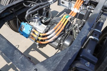 ŷ���� ����EX ������ 4.5T 4.17�׵��Ŵ��綯��դʽС��77.28kWhͼƬ