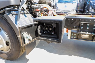 ŷ���� ����EX ������ 4.5T 4.17�׵��Ŵ��綯��դʽС��77.28kWhͼƬ