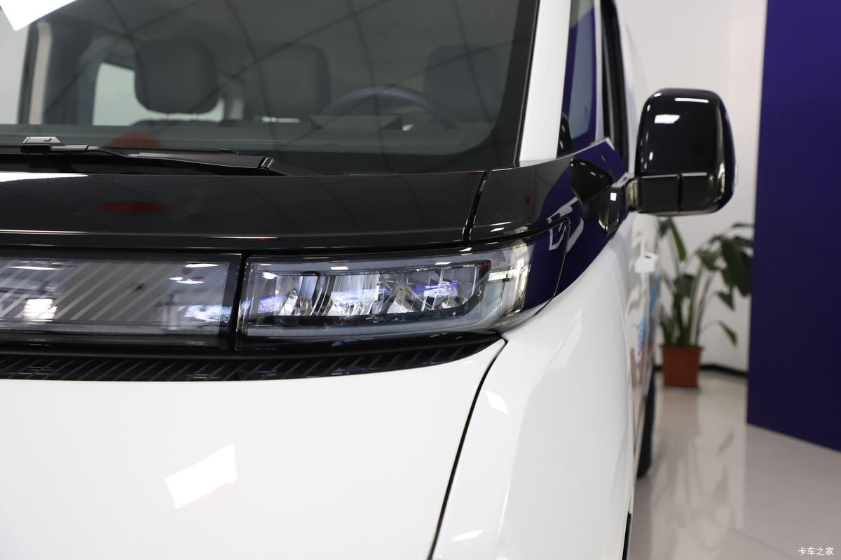 【图】远程 超级VAN 2024款 智富版 纯电动中轴低顶轻客 宁德时代68kWh_实拍图片_1997898_卡车之家