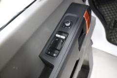远程 超级VAN 2024款 驭程版 纯电动中轴低顶轻客 宁德时代68kWh