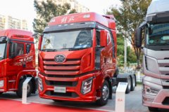 一汽解放 J6V重卡 精英版 530马力 6X4 LNG自动档牵引车(液缓)(CA4250P66M25T1E6)