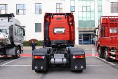 一汽解放 J6V重卡 领航版 640马力 6X4 AMT自动档牵引车(液缓)(CA4250P66K33T1E6)