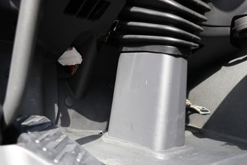 һ����� J6V�ؿ� �캽�� 640���� 6X4 AMT�Զ���ǣ����(Һ��)ͼƬ