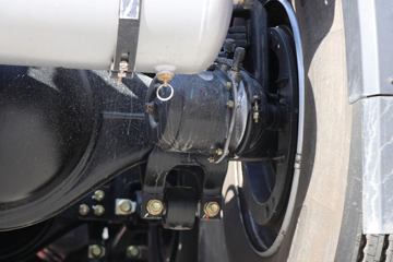 һ����� J6V�ؿ� �캽�� 640���� 6X4 AMT�Զ���ǣ����(Һ��)ͼƬ