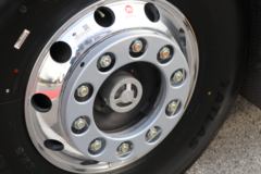 一汽解放 J6V重卡 领航版 640马力 6X4 AMT自动档牵引车(液缓)(CA4250P66K33T1E6)