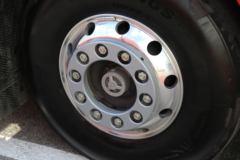 一汽解放 J6V重卡 领航版 640马力 6X4 AMT自动档牵引车(液缓)(CA4250P66K33T1E6)