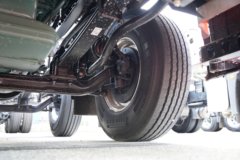 青岛解放 JH6 智尊版 560马力 8X4 AMT自动档畜禽运输车(带液缓)(CA5310CCQP25K2L7T4E6A80) 青岛解放 JH6 智尊版 560马力 8X4 AMT自动档畜禽运输车(带液缓)(CA5310CCQP25K2L7T4E6A80)